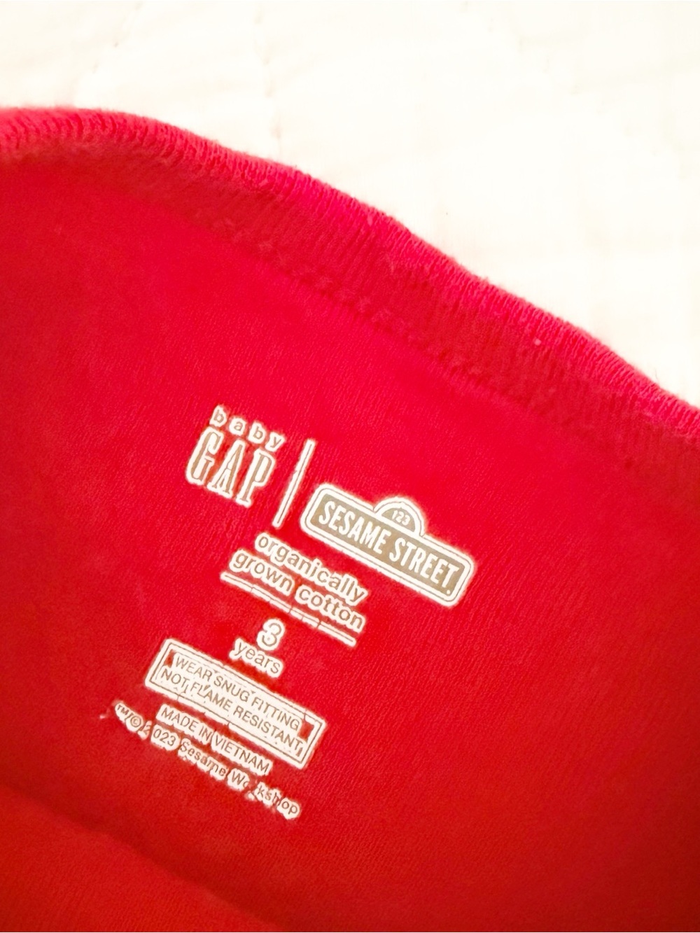GAP Kids 3T Red Pajama Set Featuring Elmo from Sesame Street - Picture 2 of 3